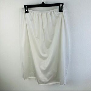 Vassarette VTG White Half Slip Size XL 28/44‎
